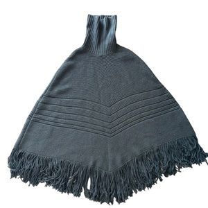 NWT banana republic turtleneck poncho XS/S Fringe Extra Fine Merino